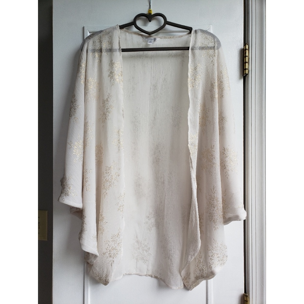 Sheer kimono with gold floral print